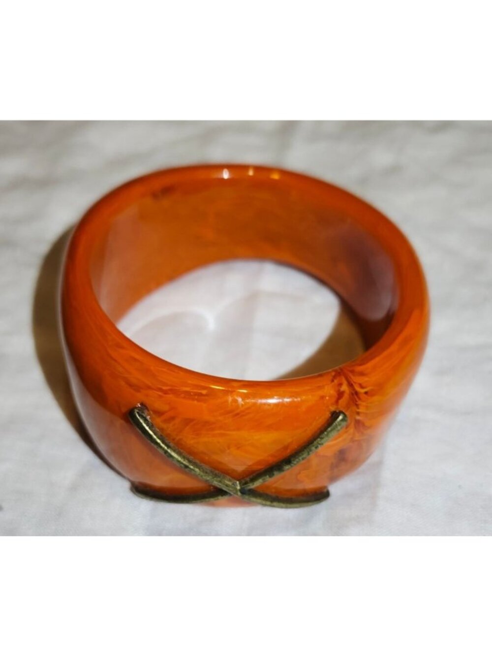 Swirled Orange Acrylic Bangle Crossed Brass Detail Bold Retro Design - Picture 4 of 6